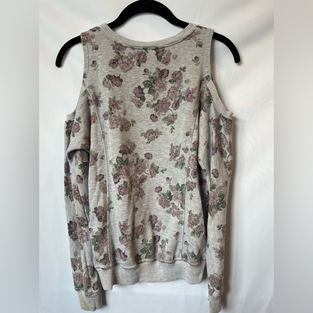Cold shoulder top - Picture 4 of 6